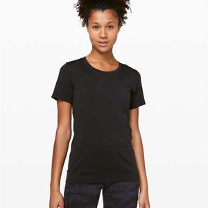 Lululemon black swiftly tech tee 8